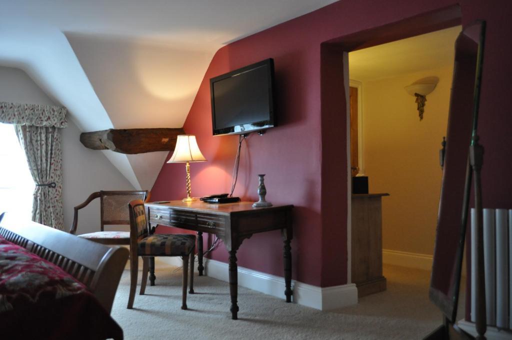 Old Ivy House Bed & Breakfast Нанитон Номер фото